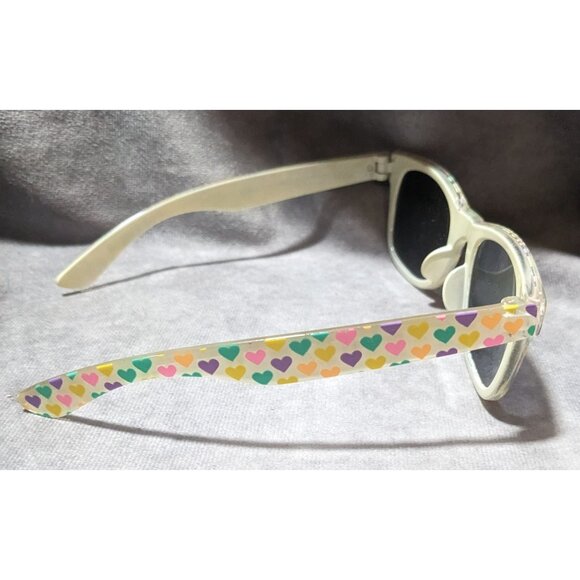 Danbar Global Rainbow Heart Kids Sunglasses - Picture 2 of 7